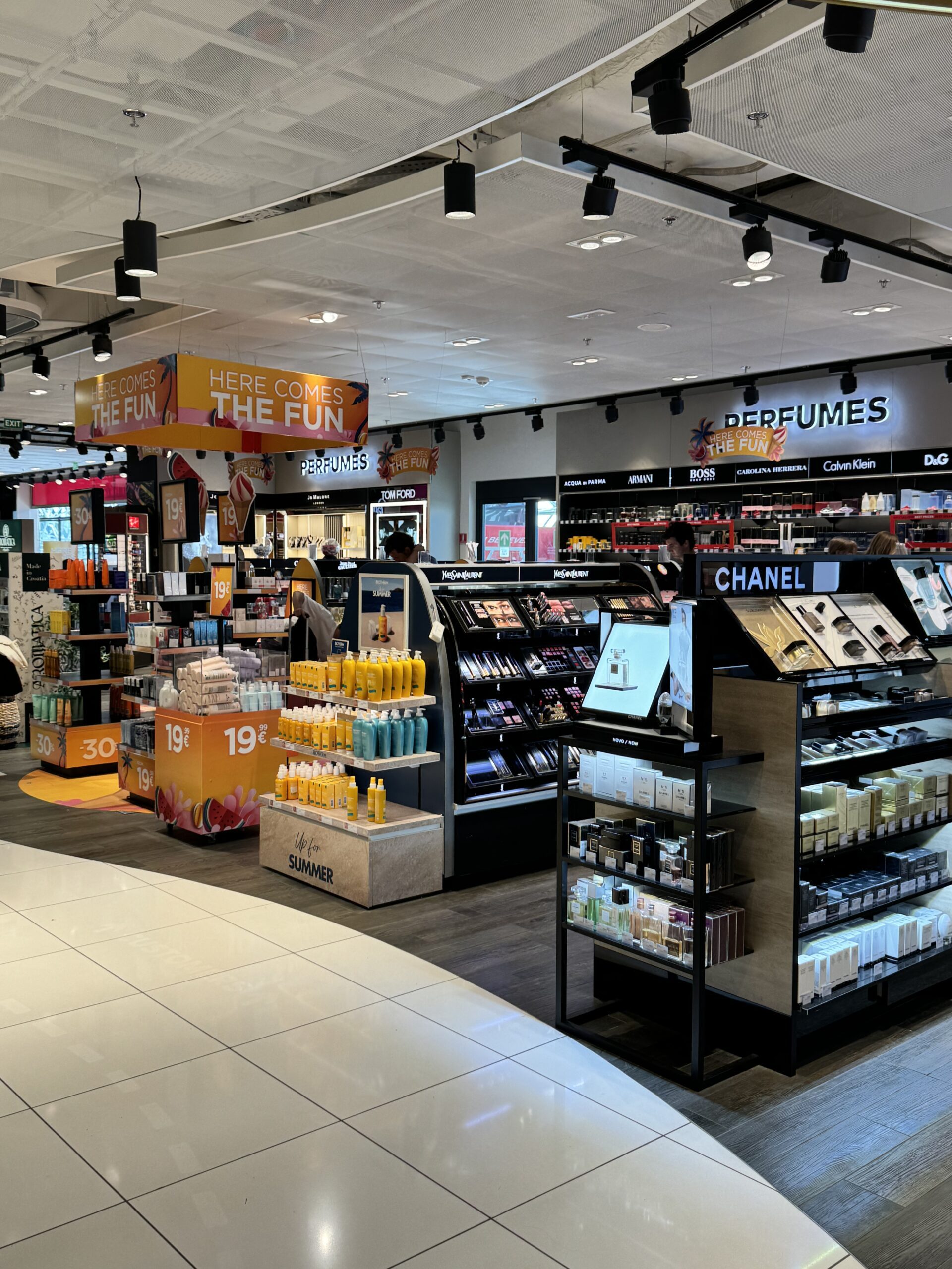 Zagreb airport duty free