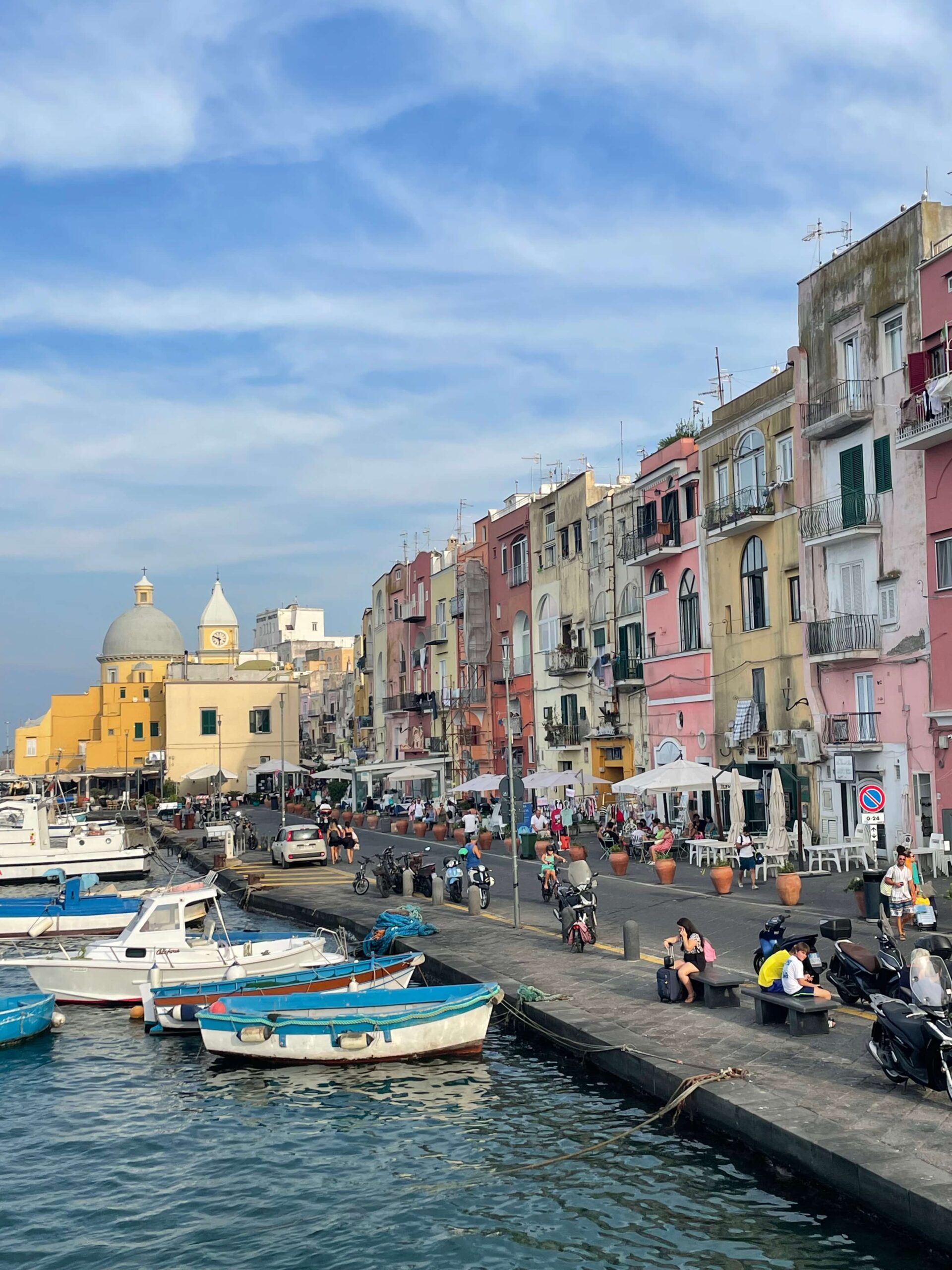 Marina Corricella, Procida