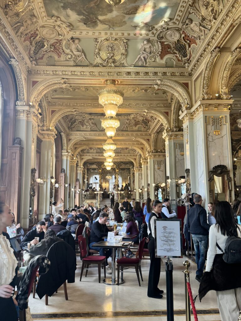 New York Cafe Budapest