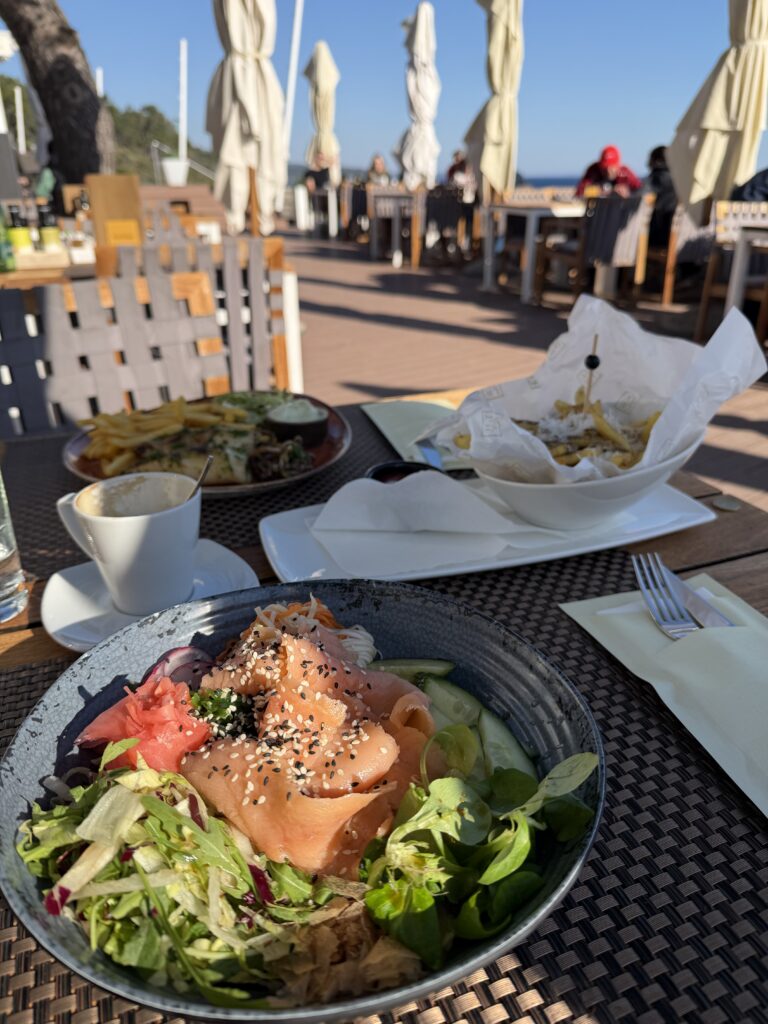 Borik Beach lunch