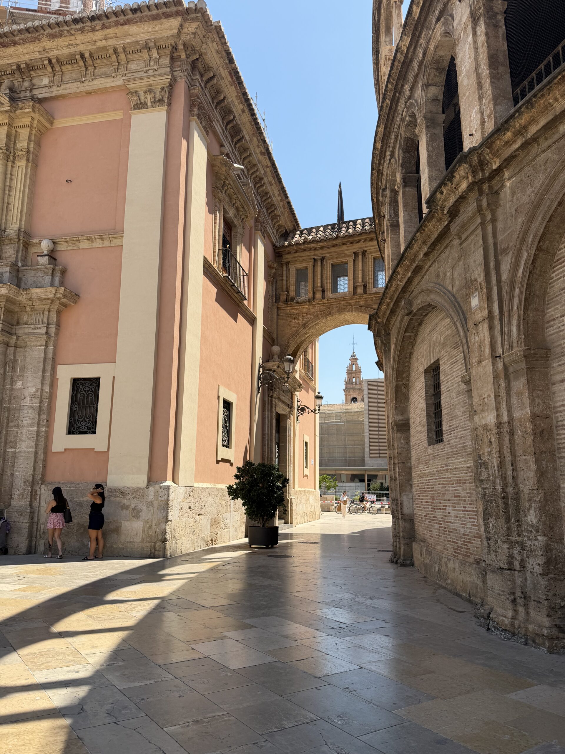 Plaza de la Virgen